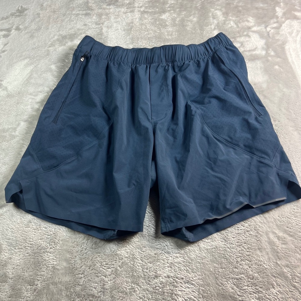 Lululemon Men's M Shorts Blue Performance Mesh Running Training 7 Inch Inseam